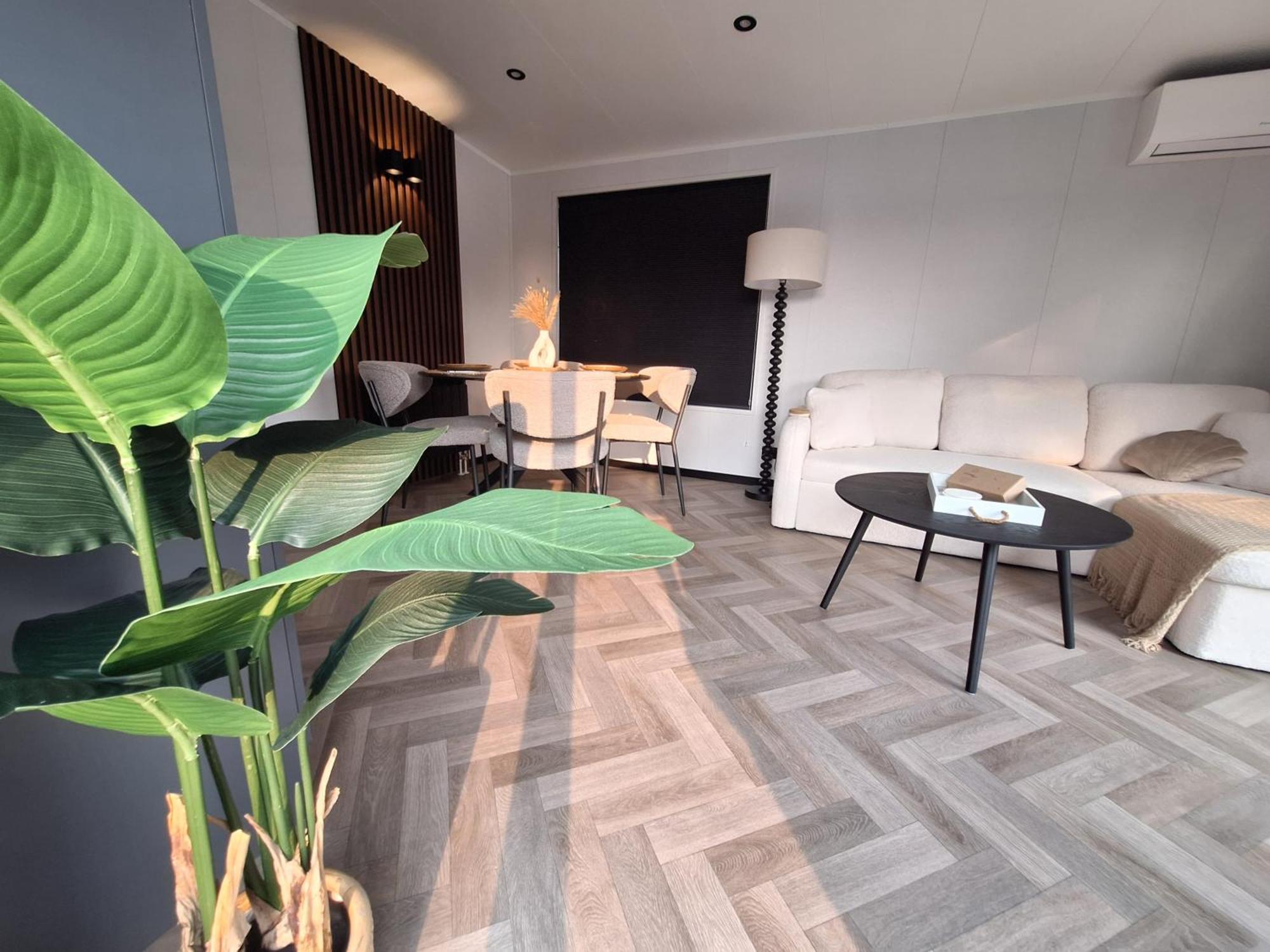 'Relax Lodge Sea' - Wellness Lodge In Zeeland - Private Sauna - Airco - Garden - Outdoor Swimming Pool - Free Wifi, Towels & Bed Linen Heinkenszand Bagian luar foto