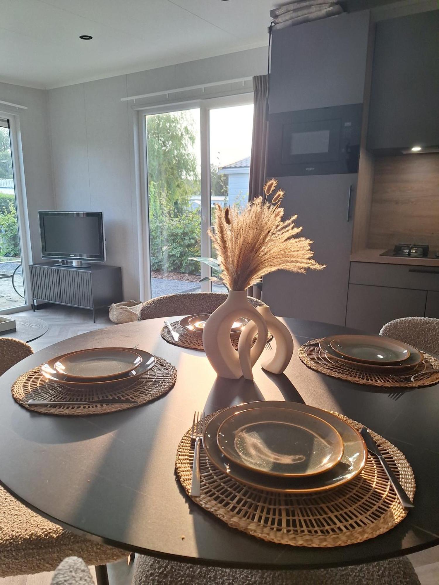 'Relax Lodge Sea' - Wellness Lodge In Zeeland - Private Sauna - Airco - Garden - Outdoor Swimming Pool - Free Wifi, Towels & Bed Linen Heinkenszand Bagian luar foto
